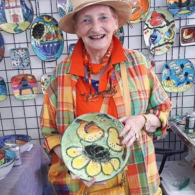 Victoria Kovaleva
                                            of Victoria Ceramic Art